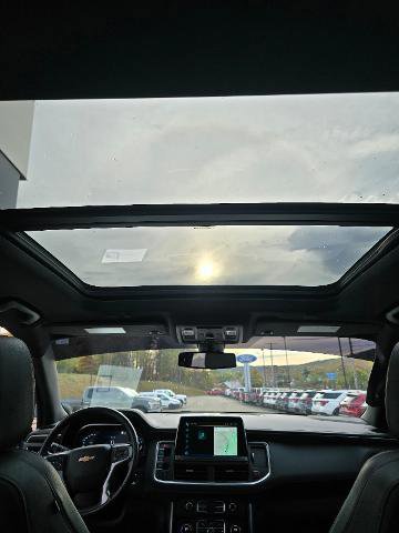 Used 2022 Chevrolet Suburban Premier w/ Max Trailering Package image 12