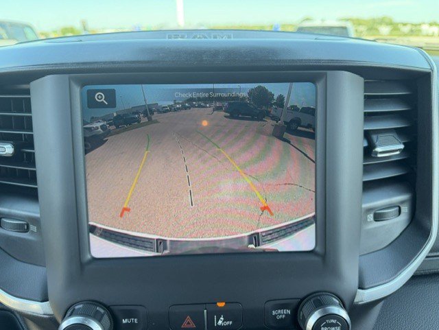 Used 2023 RAM 1500 Big Horn AWD/4WD image 23