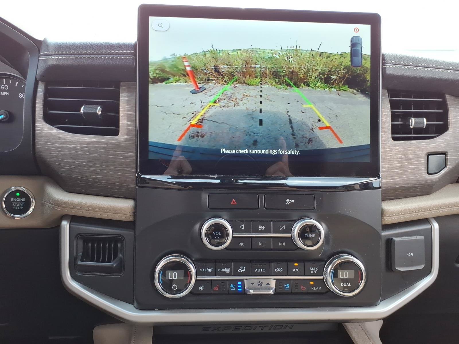 Certified 2022 Ford Expedition Max Limited AWD/4WD image 18