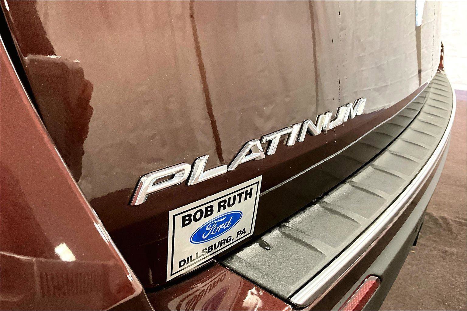 Certified 2020 Ford Explorer Platinum w/ Premium Technology Package image 13