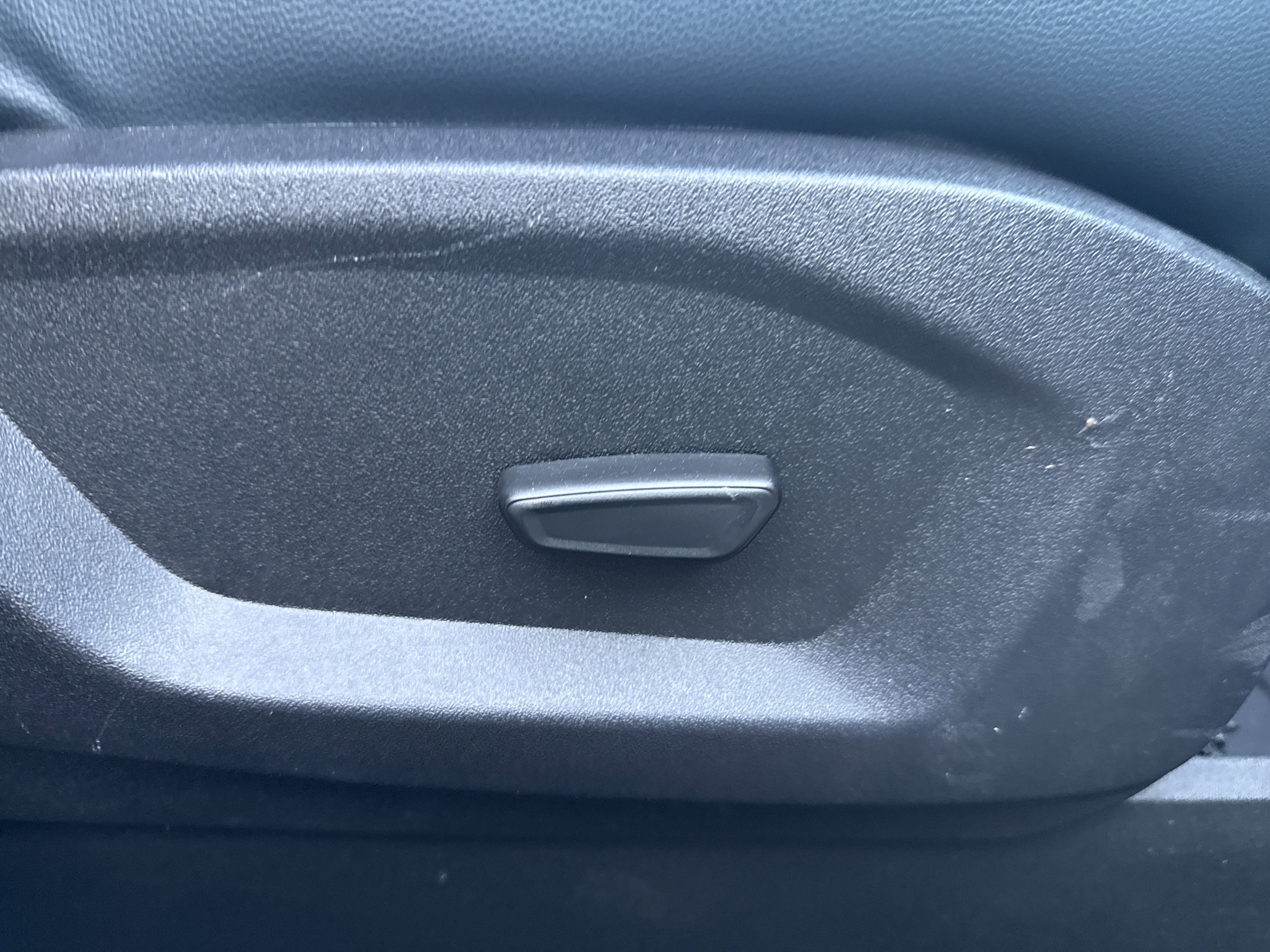 Certified 2022 Ford Edge SEL w/ Sport Appearance Package image 27