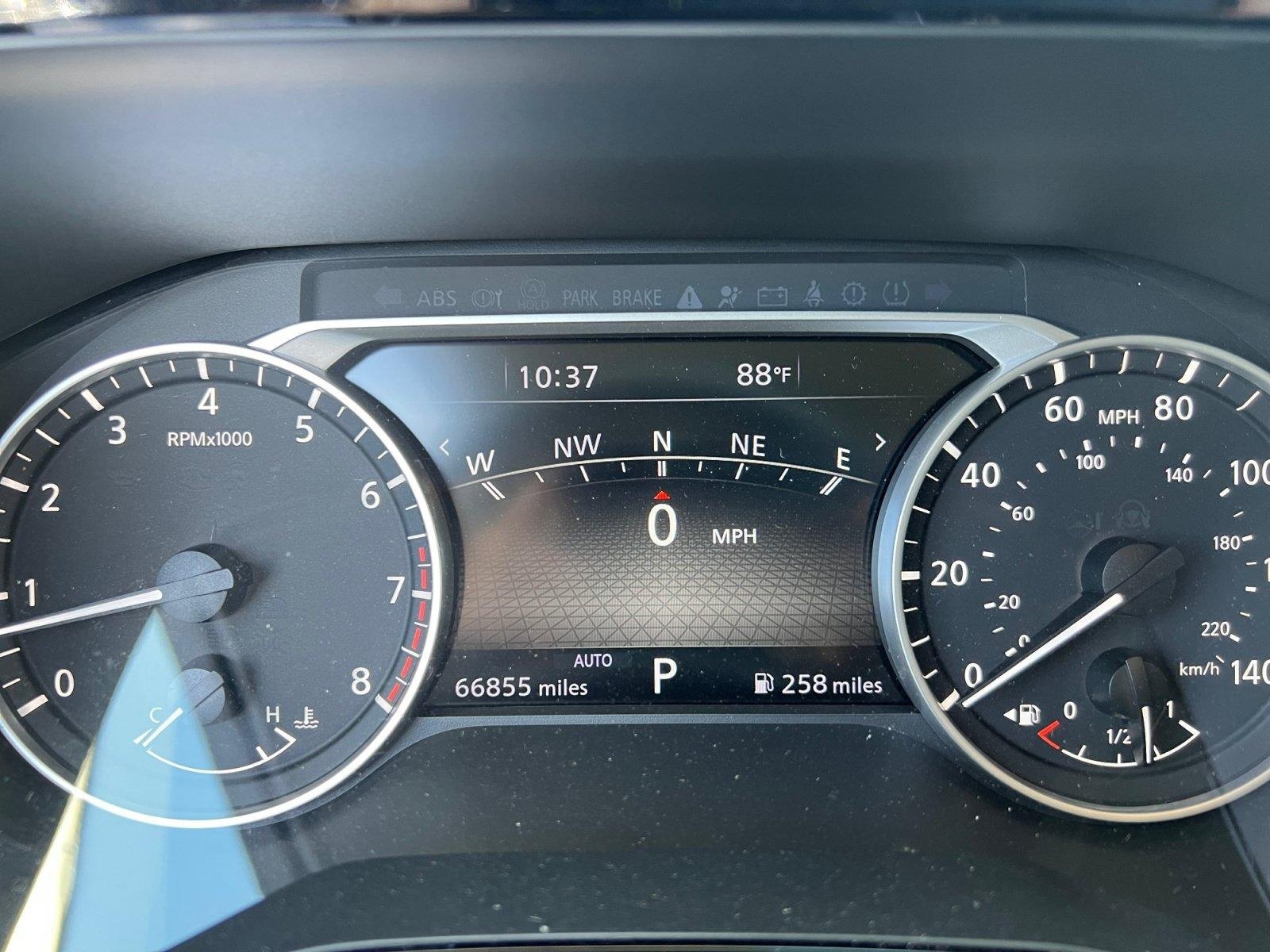 Used 2023 Nissan Pathfinder SL AWD/4WD image 13