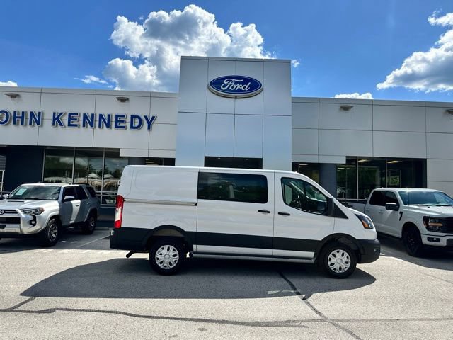 Certified 2025 Ford Transit 250 Low Roof w/ Exterior Upgrade Package RWD image 24