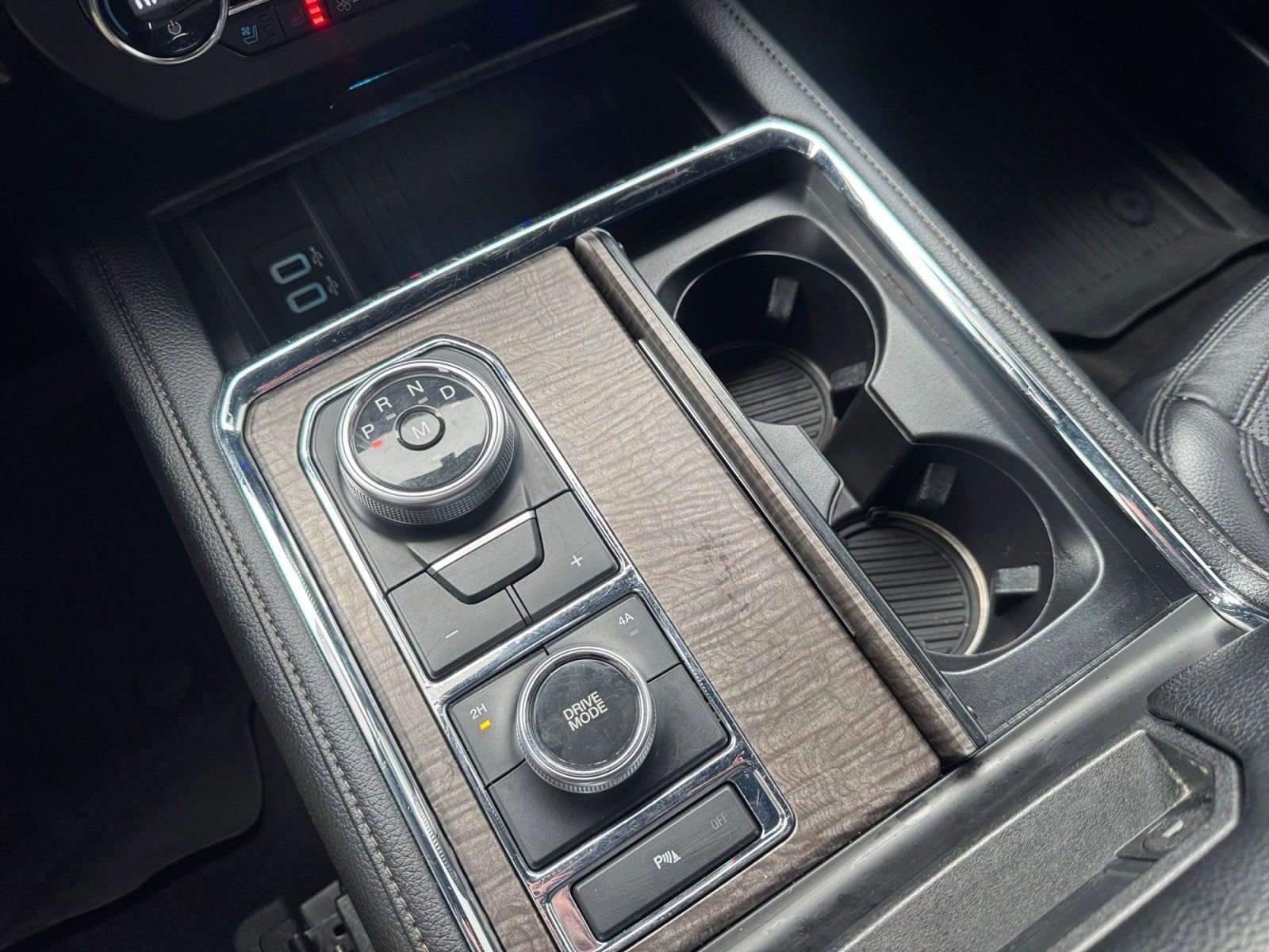 Certified 2019 Ford Expedition Limited image 23