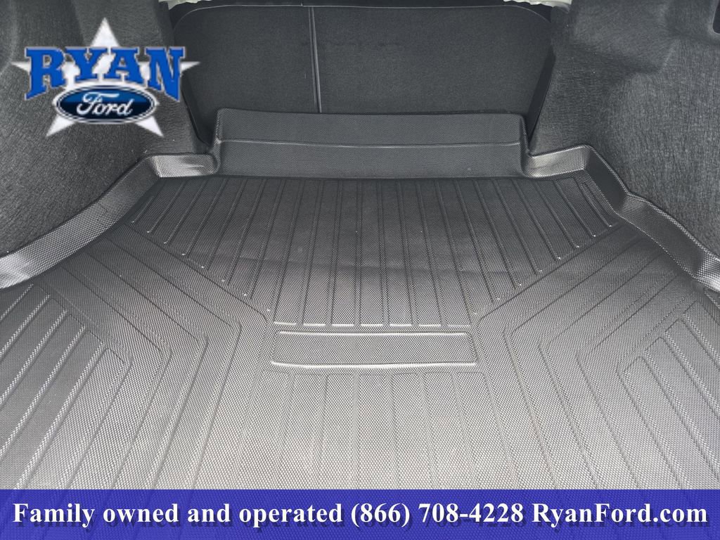 Used 2024 Toyota Camry LE FWD image 23