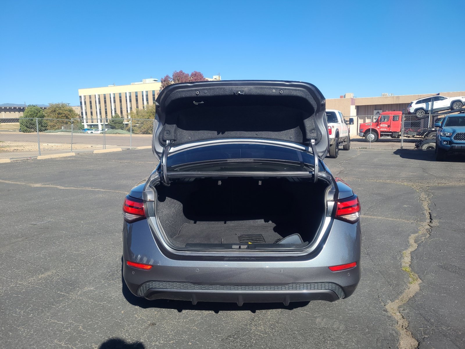 Used 2023 Nissan Sentra SV w/ All-Weather Package FWD image 32