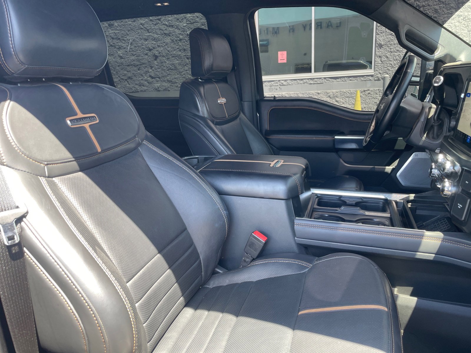 Certified 2024 Ford F450 Platinum w/ FX4 Off-Road Package AWD/4WD image 28
