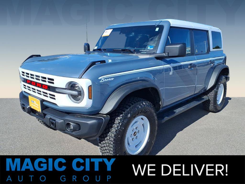 Certified 2023 Ford Bronco Heritage Edition AWD/4WD image 1