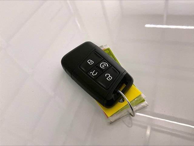Used 2019 Volkswagen Jetta R-Line FWD image 9