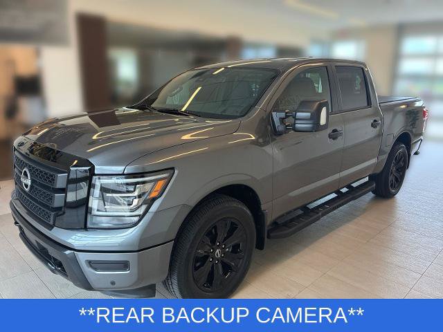 Used 2024 Nissan Titan SV w/ SV Convenience Package AWD/4WD image 5