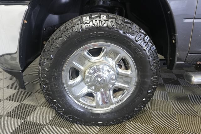 Used 2024 RAM 2500 Tradesman w/ Chrome Appearance Group AWD/4WD image 9