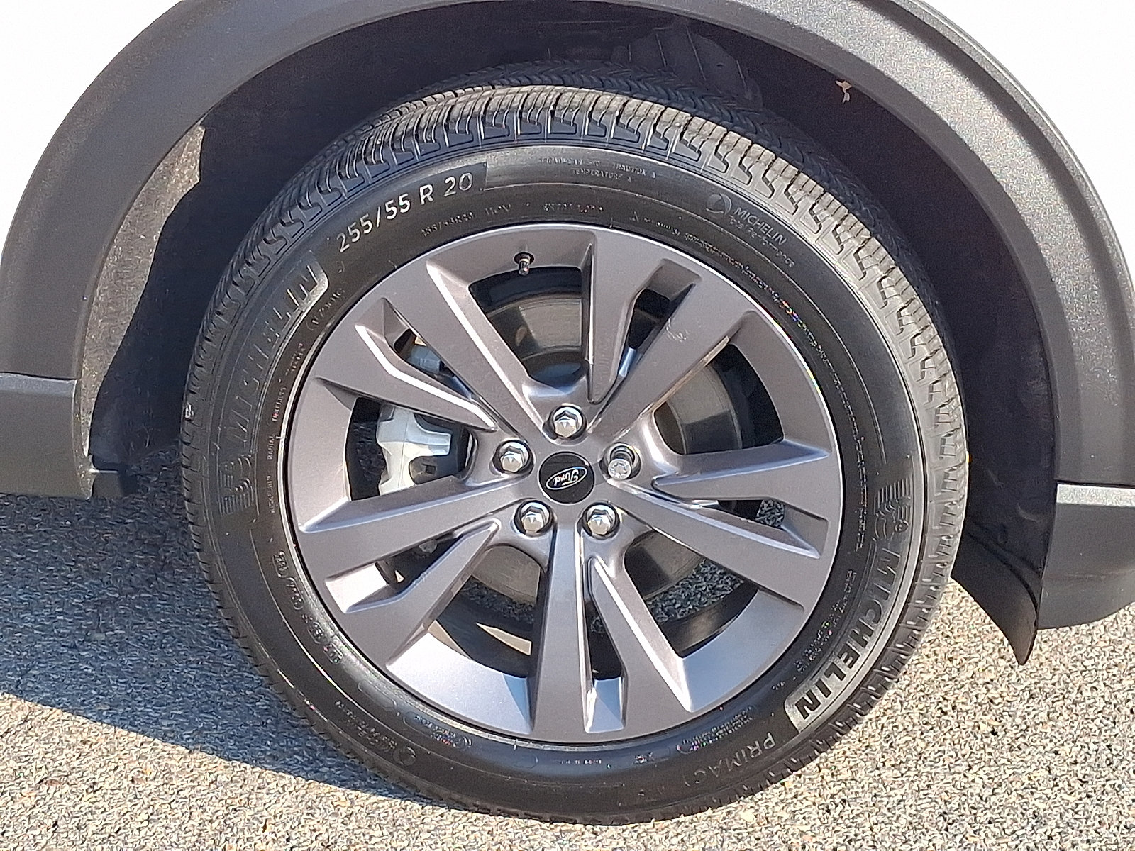 Certified 2024 Ford Explorer XLT w/ Equipment Group 202A AWD/4WD image 8