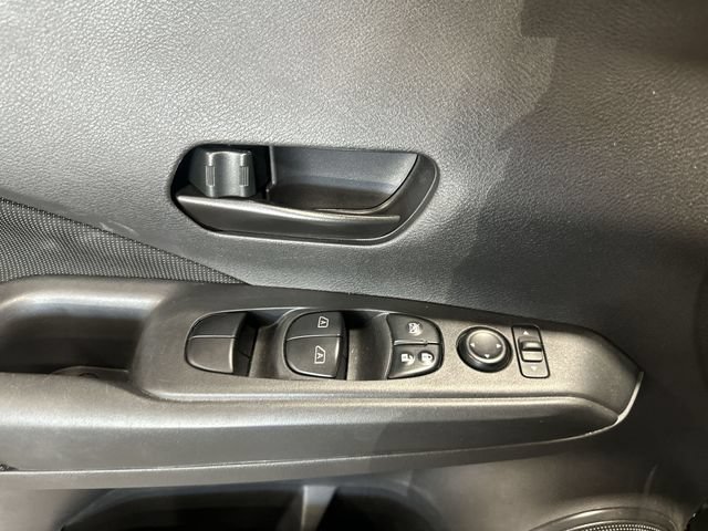 Used 2025 Nissan Kicks Play S FWD image 19