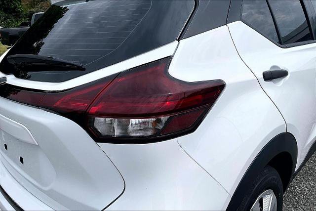 Used 2023 Nissan Kicks S w/ Interior Electronics Package FWD image 8