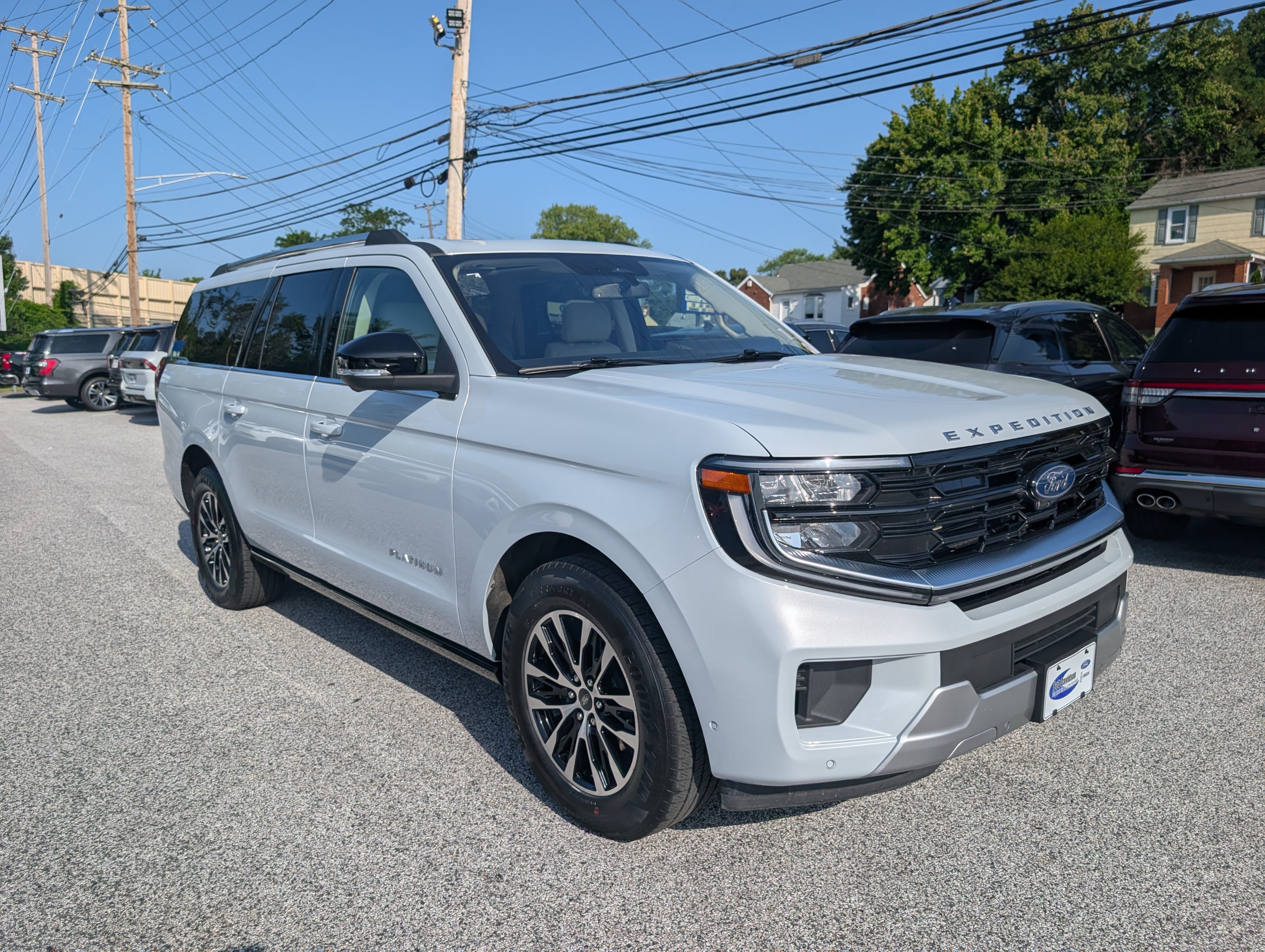 Certified 2025 Ford Expedition Max Platinum AWD/4WD image 9