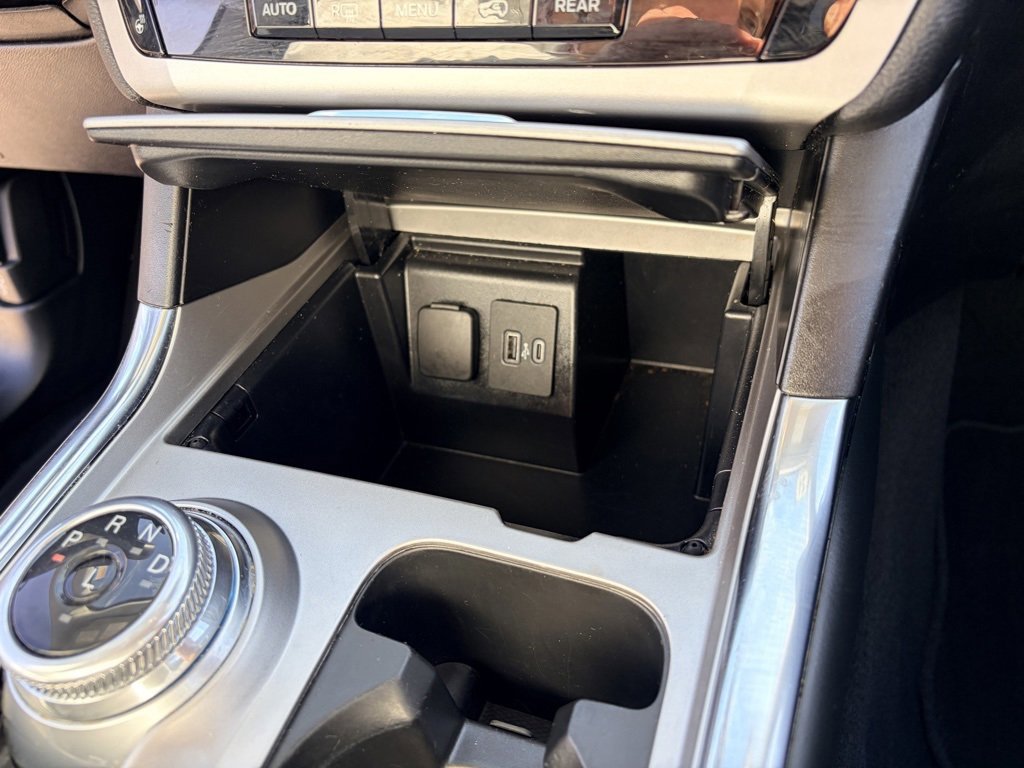 Certified 2021 Ford Explorer XLT w/ Equipment Group 202A image 13