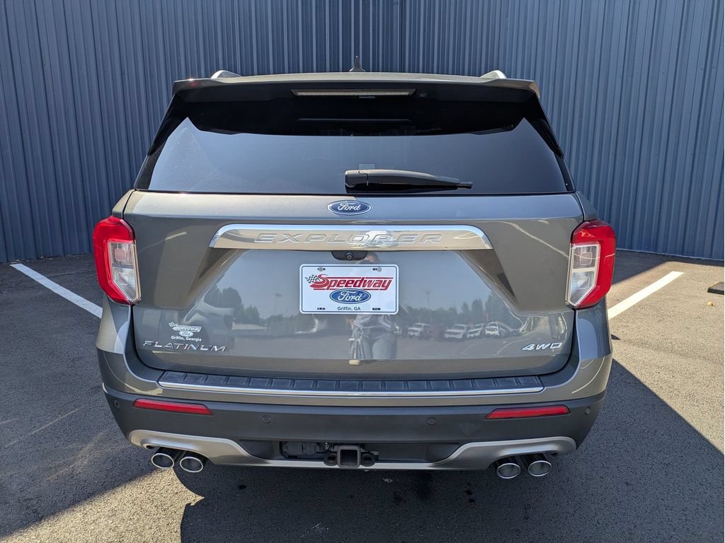 Certified 2023 Ford Explorer Platinum w/ Technology Package AWD/4WD image 6