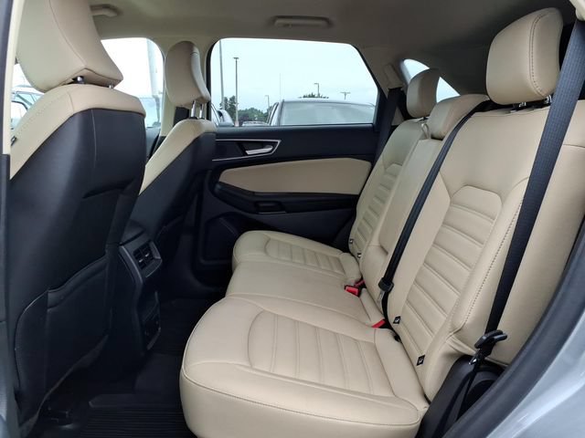 Certified 2024 Ford Edge SEL w/ Convenience Package AWD/4WD image 11