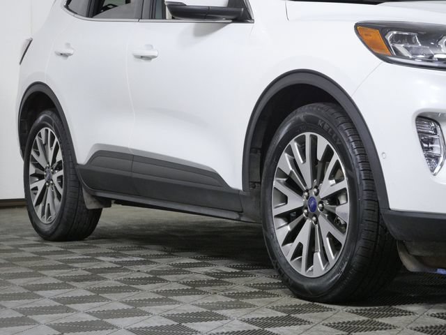 Certified 2020 Ford Escape Titanium AWD/4WD image 2