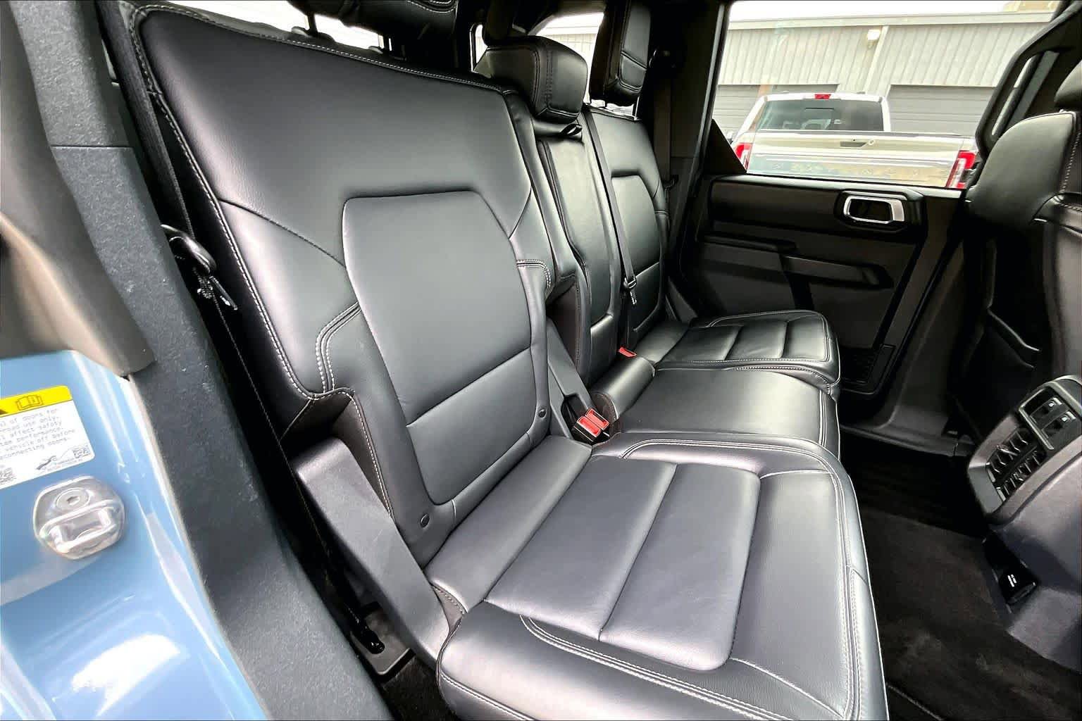 Certified 2025 Ford Bronco Outer Banks AWD/4WD image 20