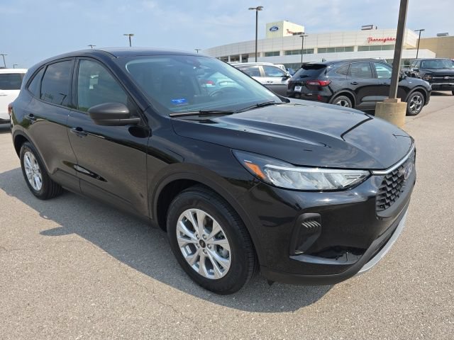 Certified 2025 Ford Escape Active FWD image 7