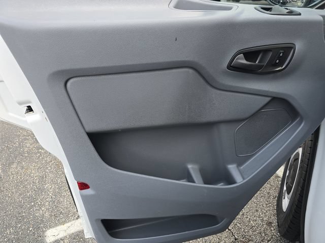Certified 2019 Ford Transit 250 148 Medium Roof RWD image 18