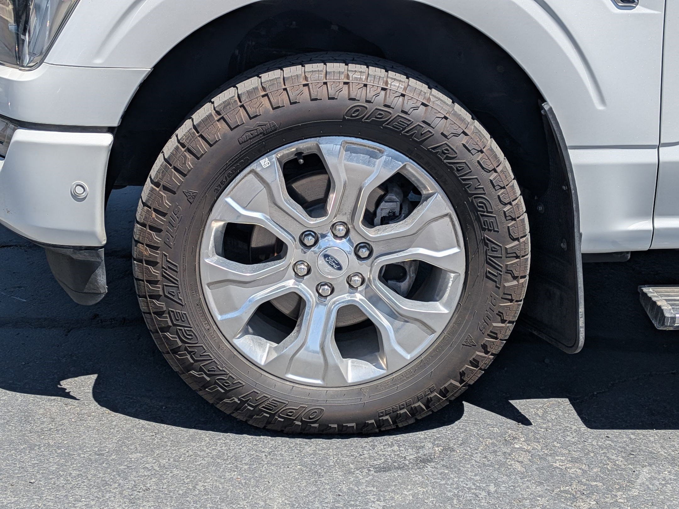 Certified 2023 Ford F150 Platinum w/ FX4 Off-Road Package AWD/4WD image 15
