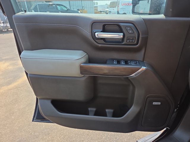 Used 2021 GMC Sierra 1500 SLT w/ Technology Package AWD/4WD image 18