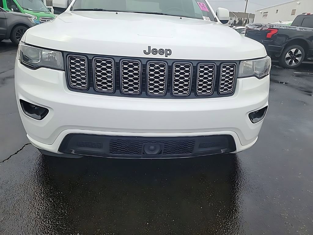 Used 2021 Jeep Grand Cherokee Laredo X image 19