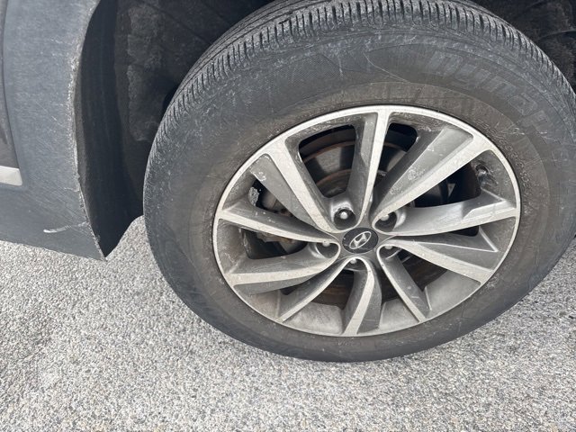 Used 2020 Hyundai Santa Fe SEL w/ Convenience + Premium Package image 13