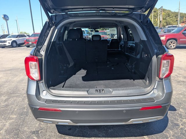Certified 2023 Ford Explorer XLT w/ Equipment Group 202A AWD/4WD image 30
