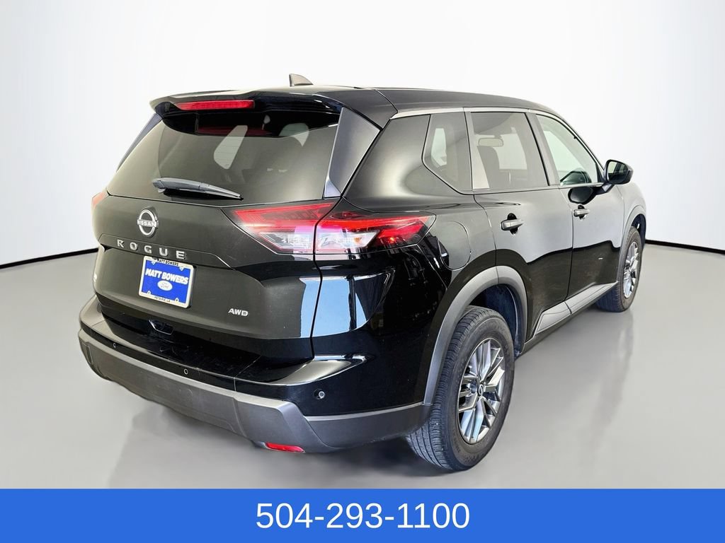 Used 2024 Nissan Rogue S AWD/4WD image 7