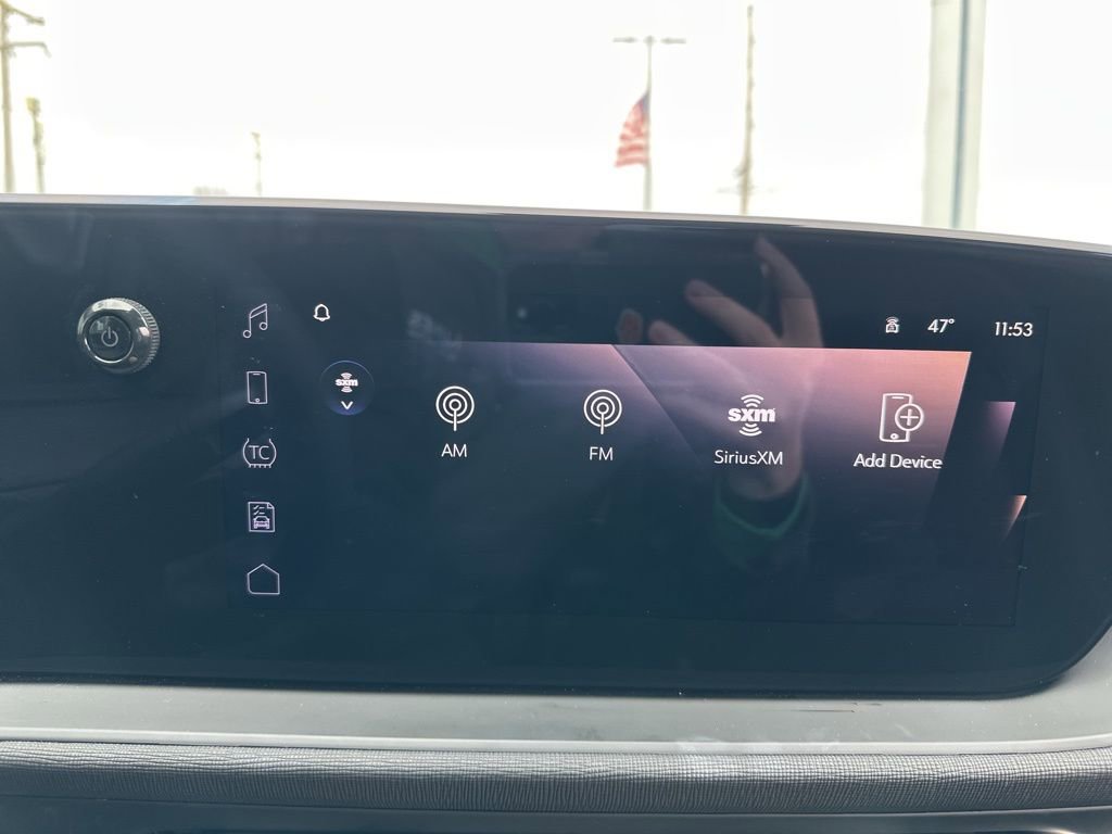 Used 2025 Buick Envista Preferred image 38