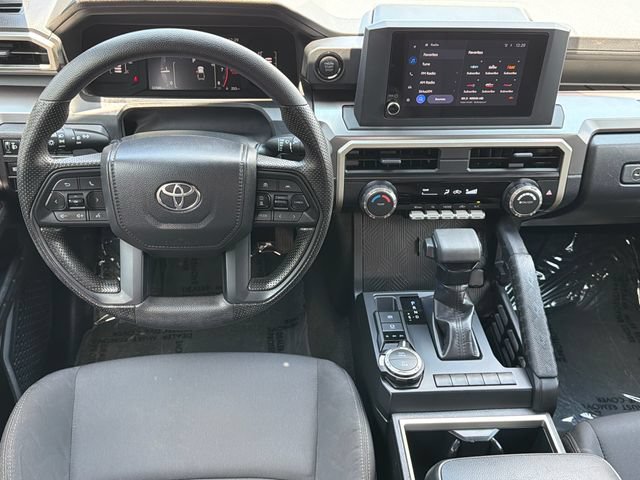 Used 2025 Toyota Tacoma SR5 AWD/4WD image 22