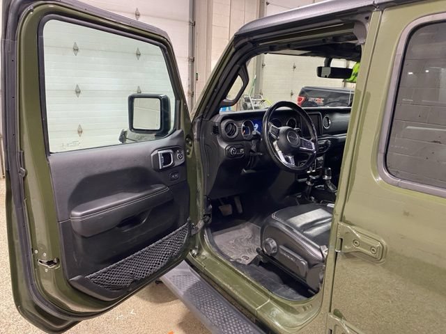 Used 2023 Jeep Gladiator Overland w/ Popular Equipment Package AWD/4WD image 11