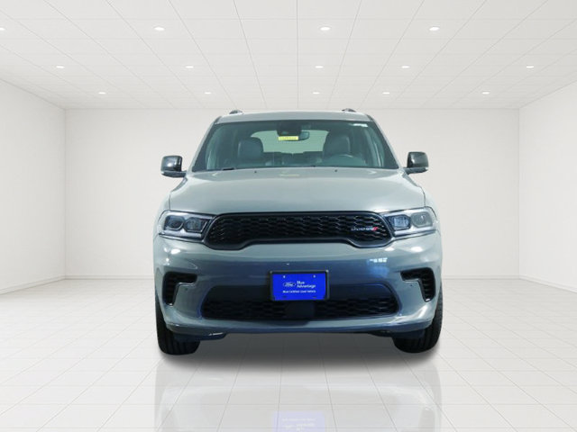 Used 2025 Dodge Durango GT AWD/4WD image 3