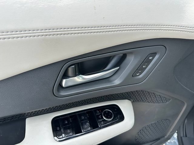 Used 2024 Nissan Ariya AWD image 20