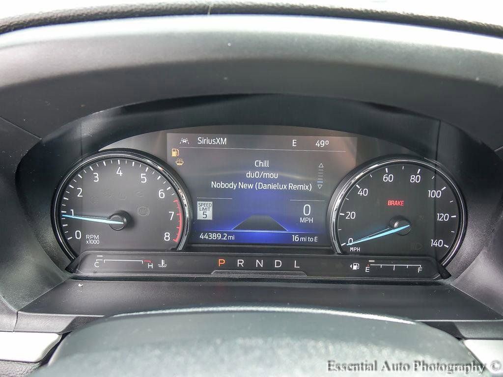 Certified 2022 Ford Explorer XLT w/ Equipment Group 202A image 15