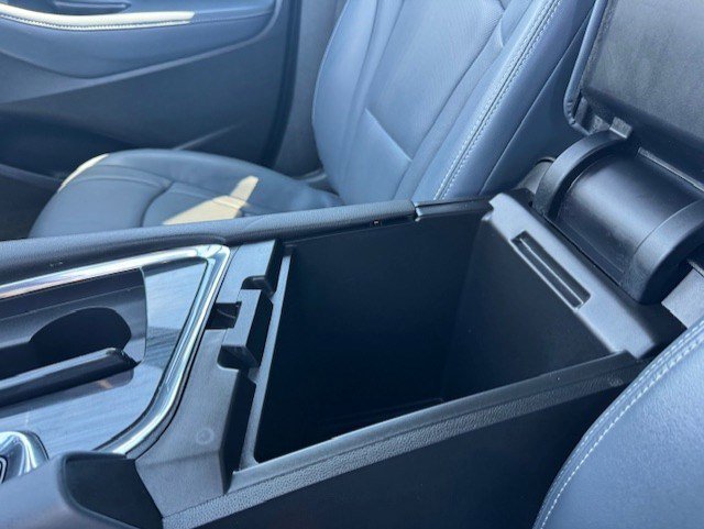 Used 2023 Buick Enclave Essence w/ Experience Buick Package AWD/4WD image 26