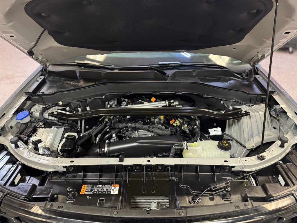 Certified 2025 Ford Explorer ST-Line image 29