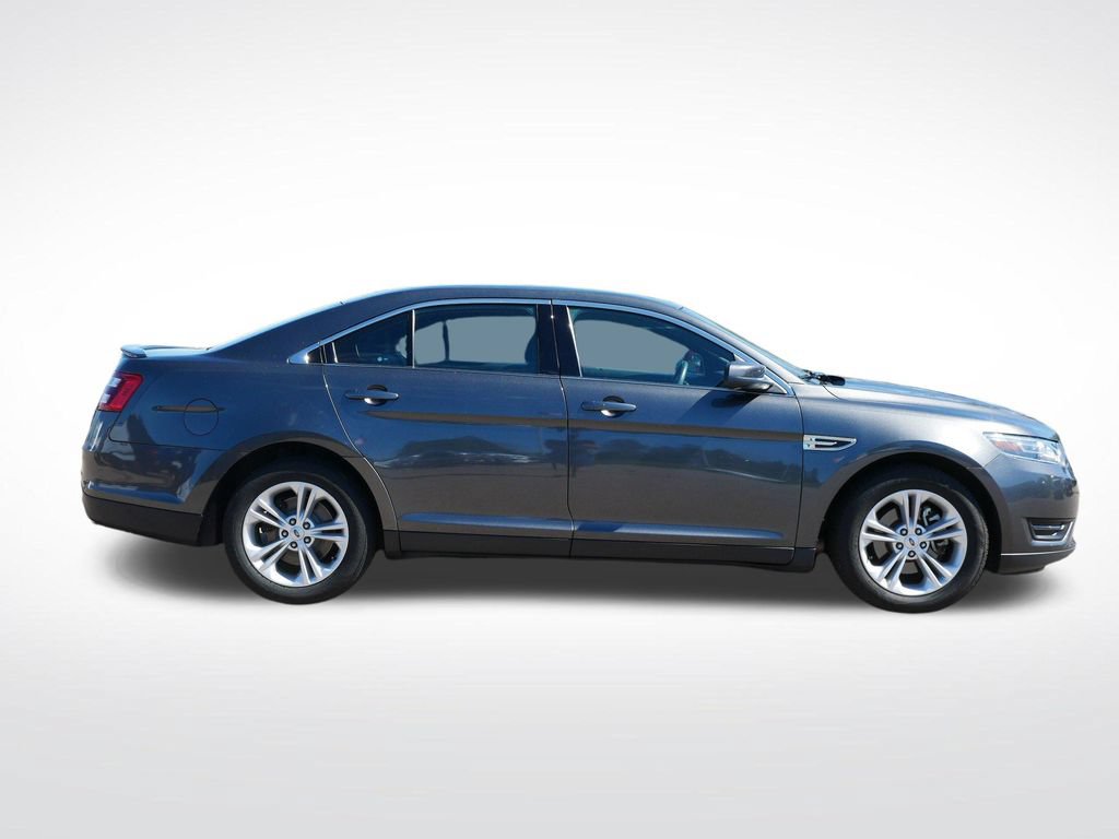 Certified 2018 Ford Taurus SEL w/ Equipment Group 201A FWD image 2