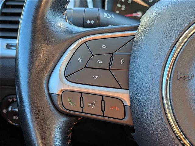 Used 2020 Jeep Compass Latitude w/ Cold Weather Group AWD/4WD image 12