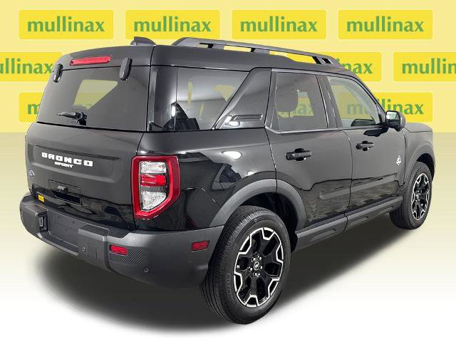 Certified 2025 Ford Bronco Sport Outer Banks w/ Outer Banks Tech Package+ AWD/4WD image 4