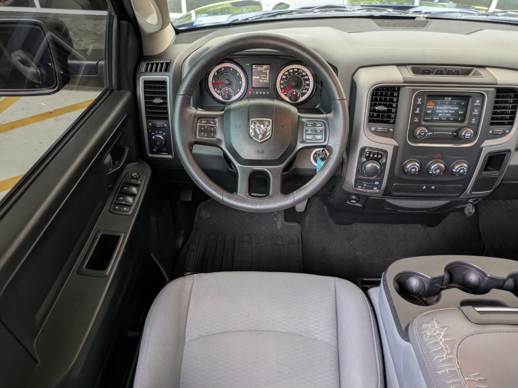 Used 2018 RAM 1500 Express w/ Express Value Package AWD/4WD image 16