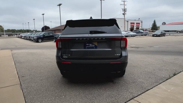 Certified 2026 Ford Explorer Active AWD/4WD image 8