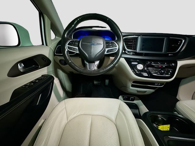 Used 2020 Chrysler Pacifica Touring-L image 36