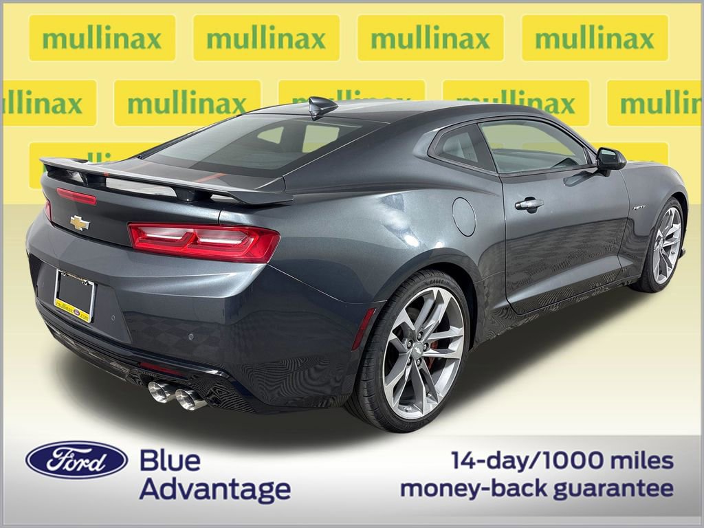 Used 2017 Chevrolet Camaro SS w/ 50th Anniversary Edition image 5