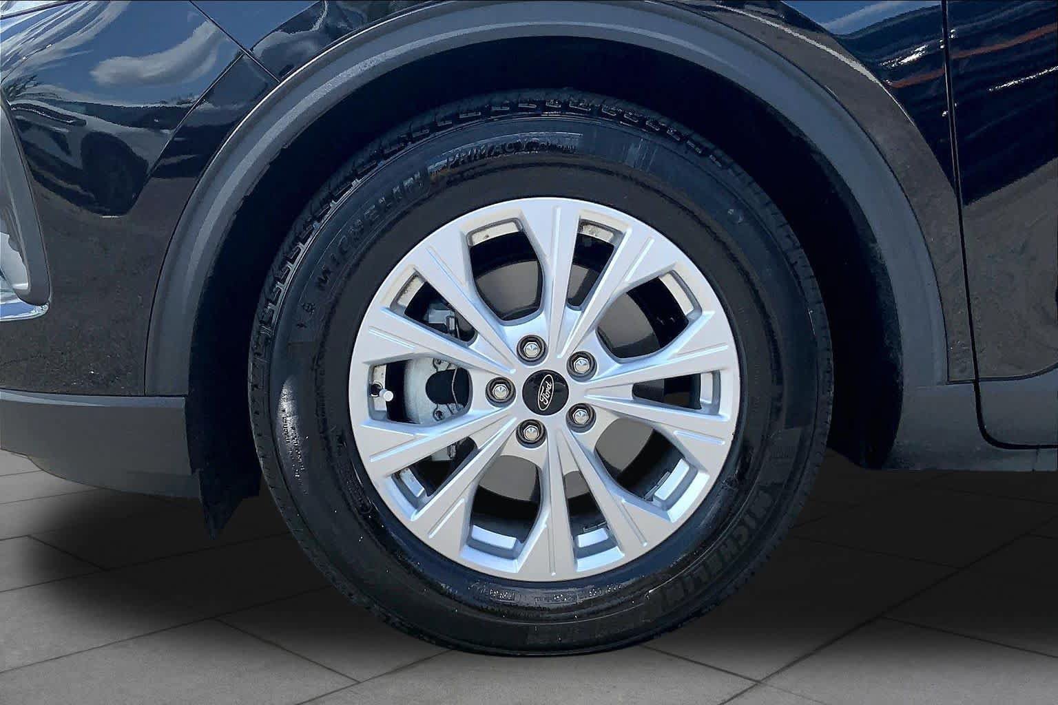 Certified 2023 Ford Escape Active w/ Tech Pack #1 FWD image 11