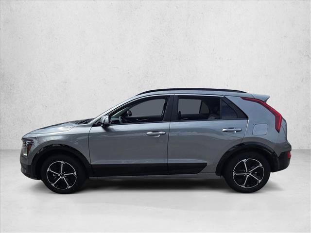 Used 2025 Kia Niro FWD image 9