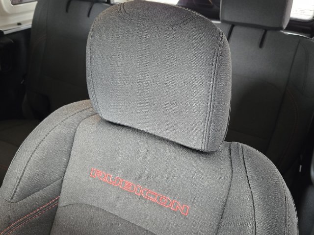 Used 2026 Jeep Wrangler Unlimited Rubicon AWD/4WD image 27
